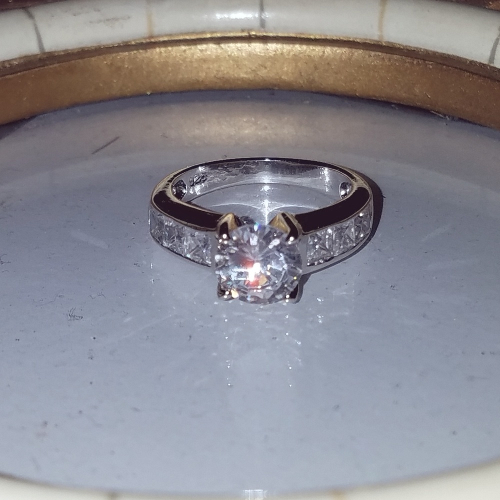 Size 6 925 ring